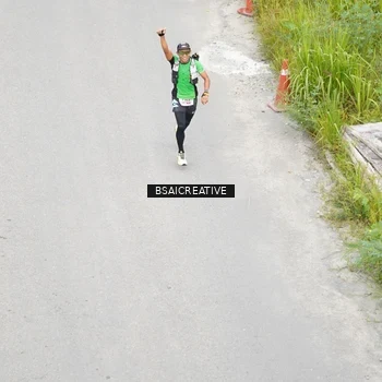Runner Photo 8676089