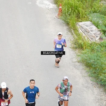 Runner Photo 8676092