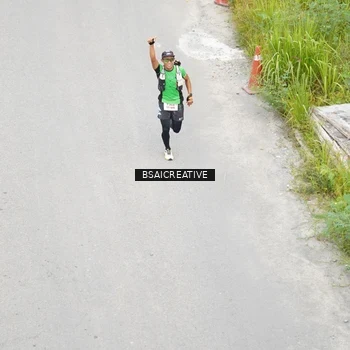 Runner Photo 8676097