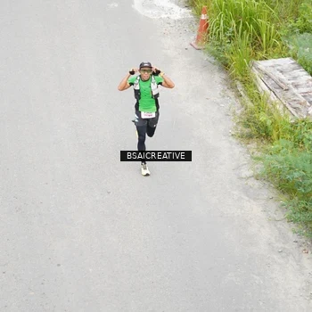 Runner Photo 8676111