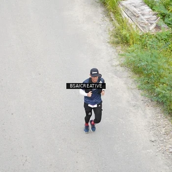 Runner Photo 8676121