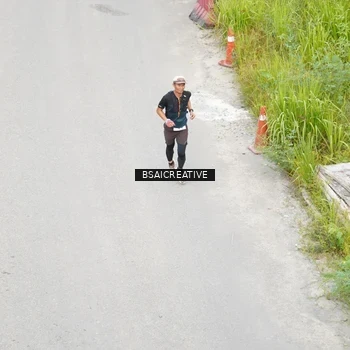 Runner Photo 8676153