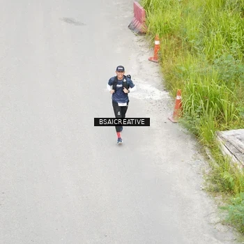 Runner Photo 8676161