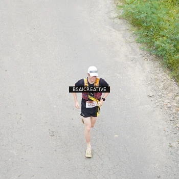 Runner Photo 8676201