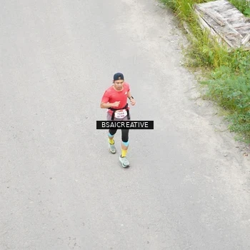 Runner Photo 8676211