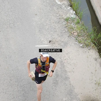 Runner Photo 8676230
