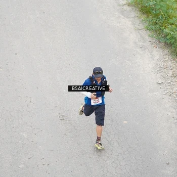 Runner Photo 8676241