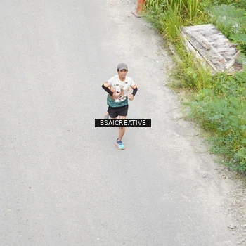 Runner Photo 8676260