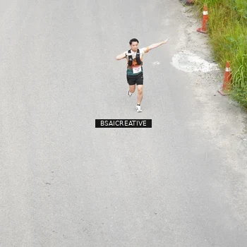 Runner Photo 8676280