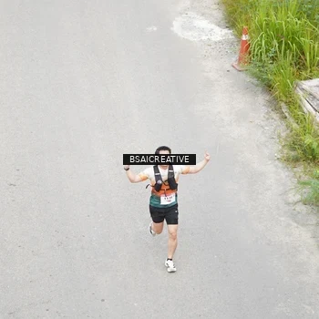 Runner Photo 8676283