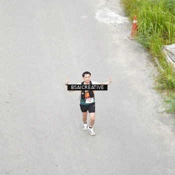 Runner Photo 8676291
