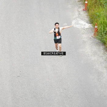 Runner Photo 8676302