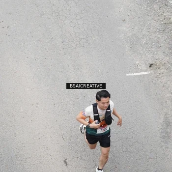 Runner Photo 8676306