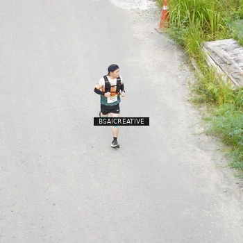 Runner Photo 8676322