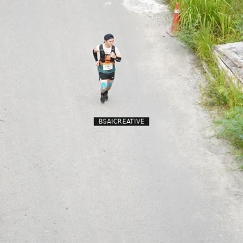 Runner Photo 8676326