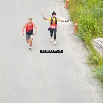 Runner Photo 8676335