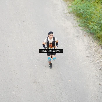 Runner Photo 8676336