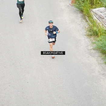 Runner Photo 8676378