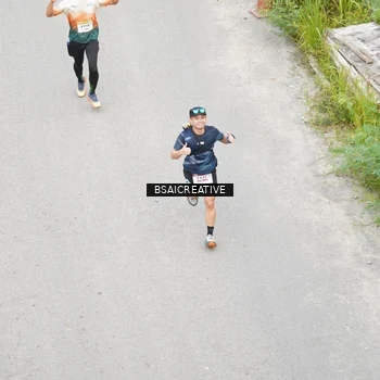 Runner Photo 8676383