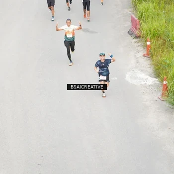 Runner Photo 8676392