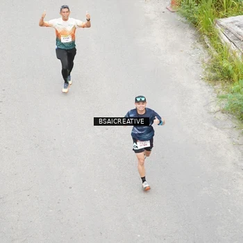 Runner Photo 8676399