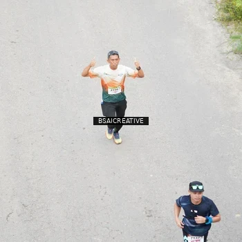 Runner Photo 8676408