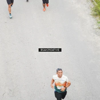 Runner Photo 8676417