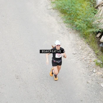 Runner Photo 8676460