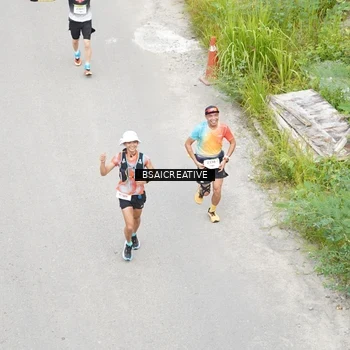 Runner Photo 8676538
