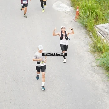 Runner Photo 8676568