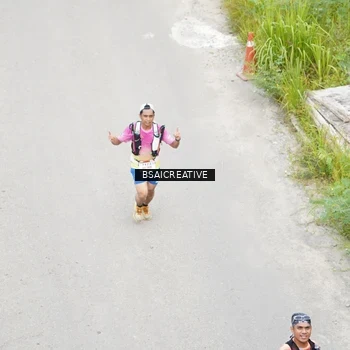 Runner Photo 8676607