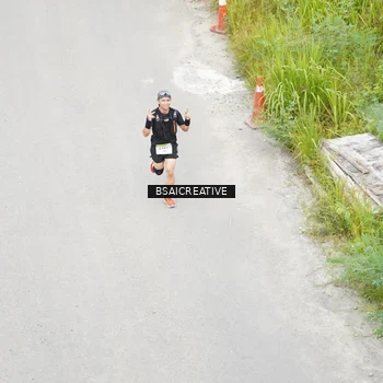 Runner Photo 8676617