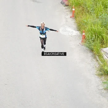 Runner Photo 8676628