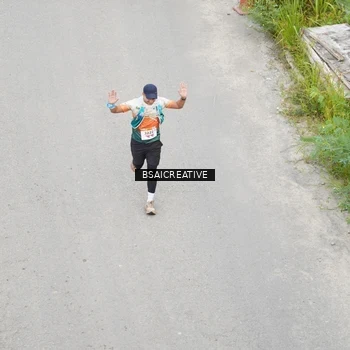 Runner Photo 8676643