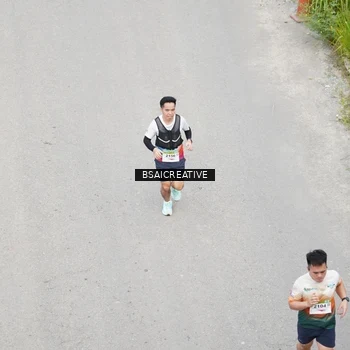 Runner Photo 8676669
