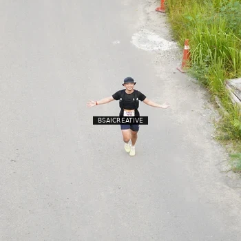 Runner Photo 8676711