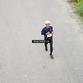 Runner Photo 8676748