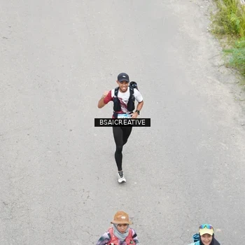 Runner Photo 8676753