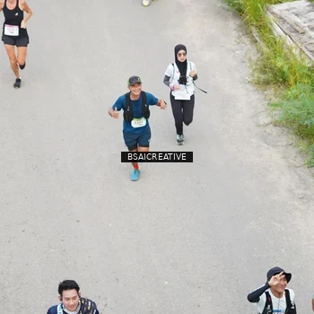 Runner Photo 8676816