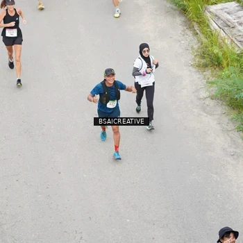 Runner Photo 8676821