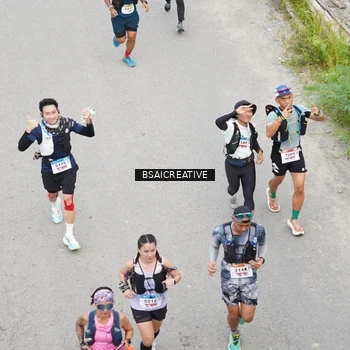 Runner Photo 8676828