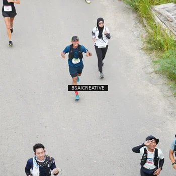 Runner Photo 8676841