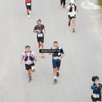 Runner Photo 8676863