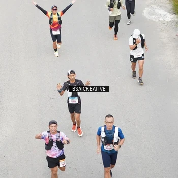 Runner Photo 8676876