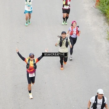 Runner Photo 8676892