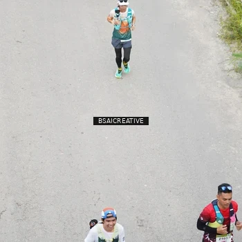 Runner Photo 8676915