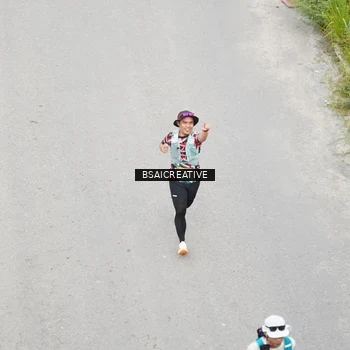 Runner Photo 8676944