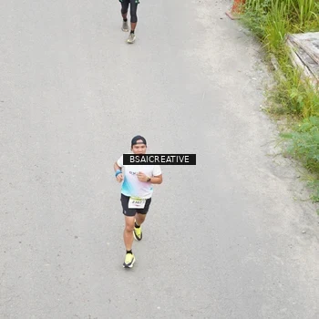 Runner Photo 8676986