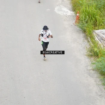 Runner Photo 8676991