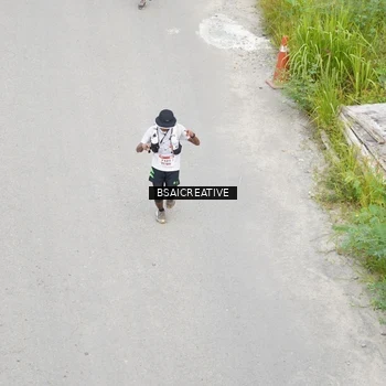 Runner Photo 8676995